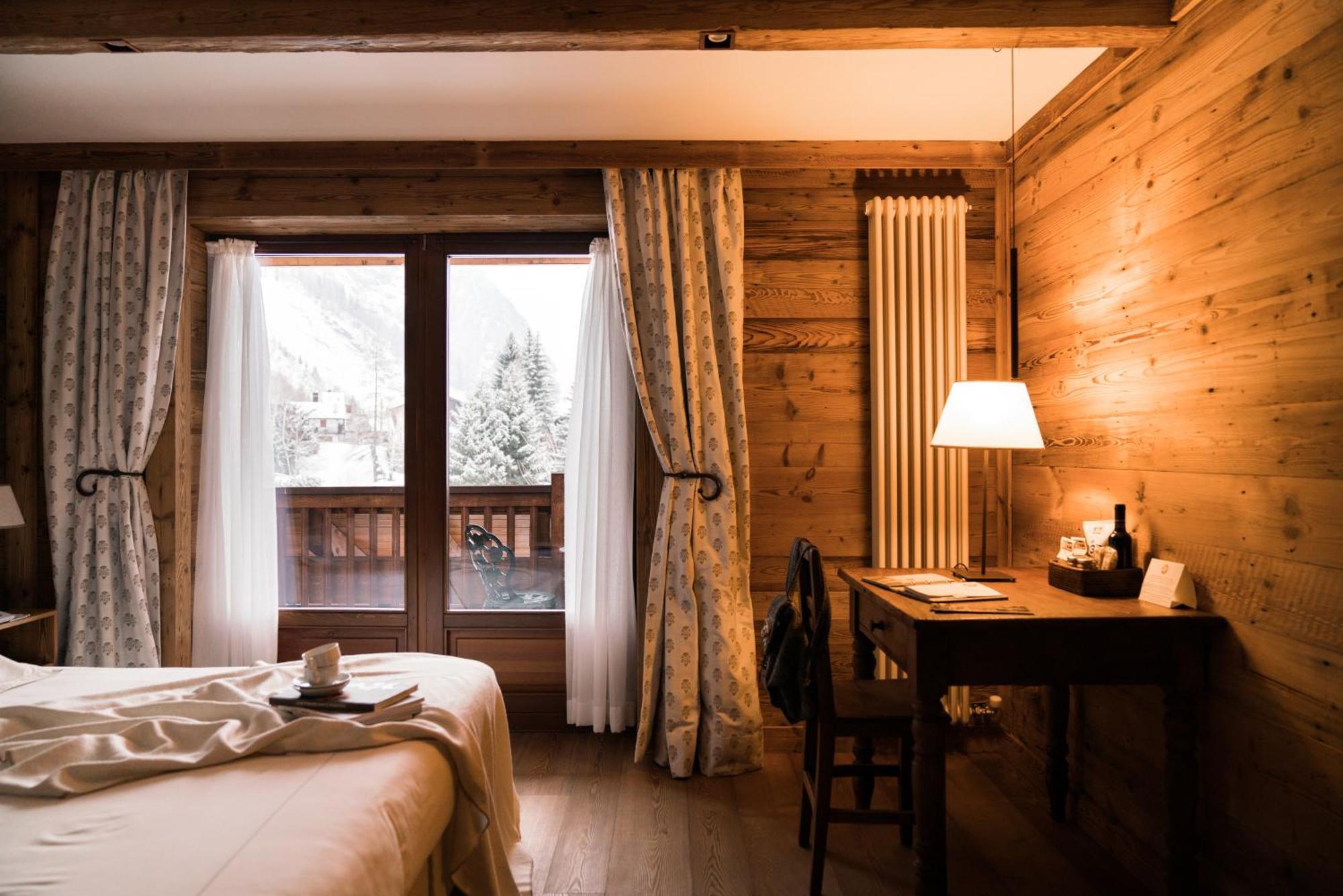 Auberge De La Maison Courmayeur Exterior foto